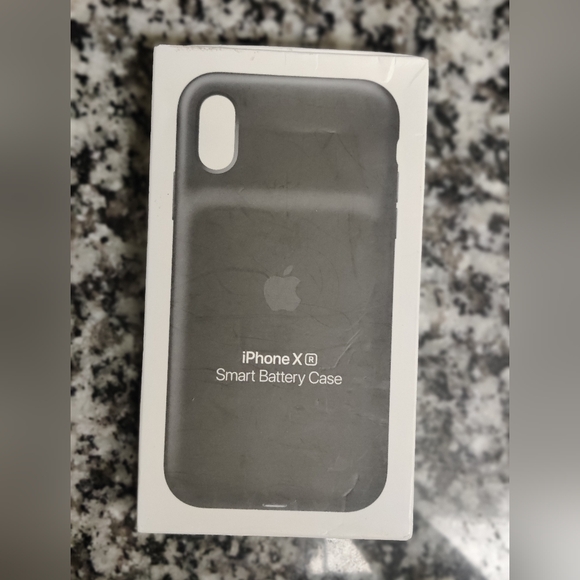 Apple Smart Battery Case for iPhone XR - Black - Picture 4 of 6